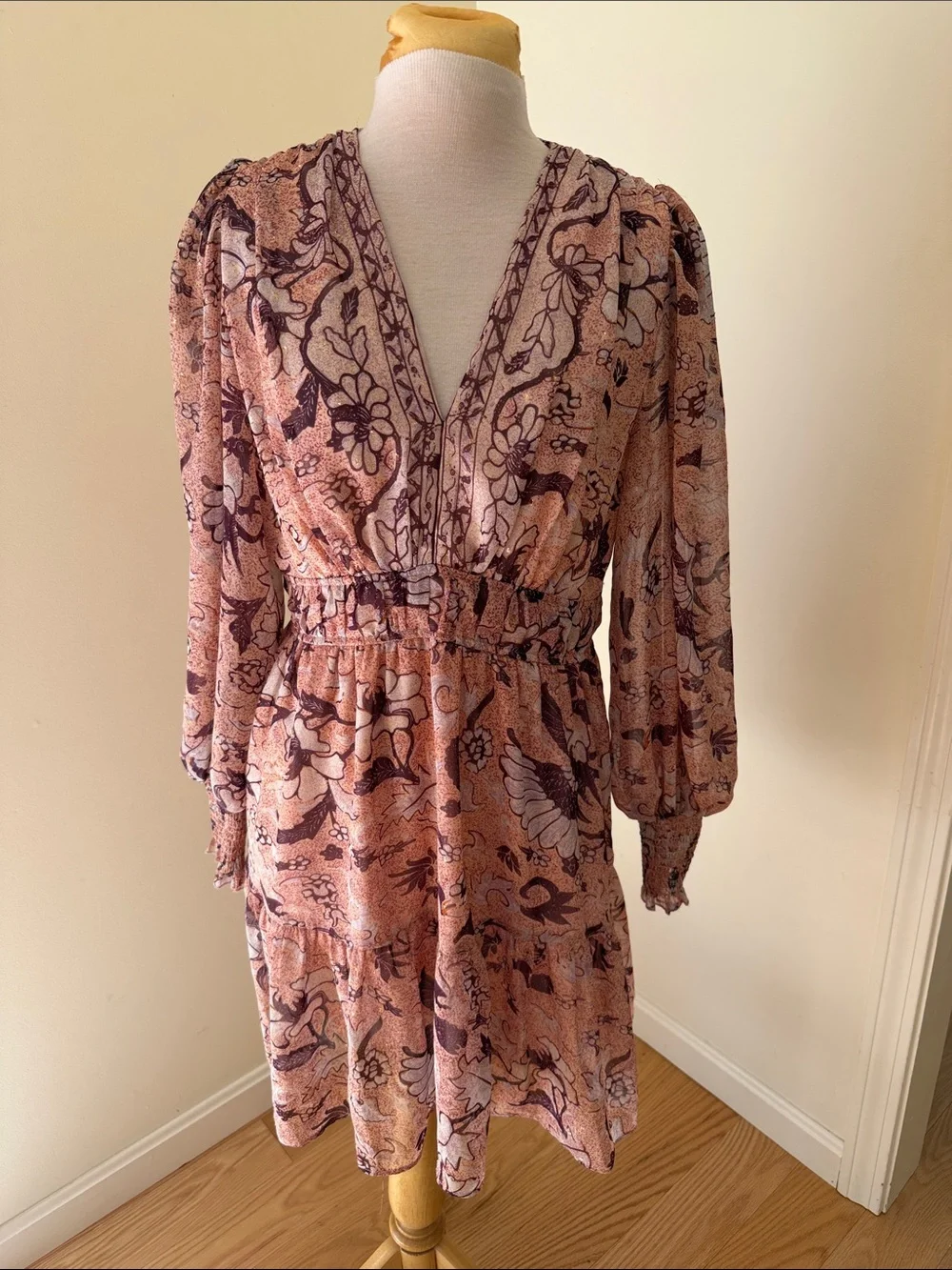 OPT Size L v neck floral boho long smocked sleeve mini dress